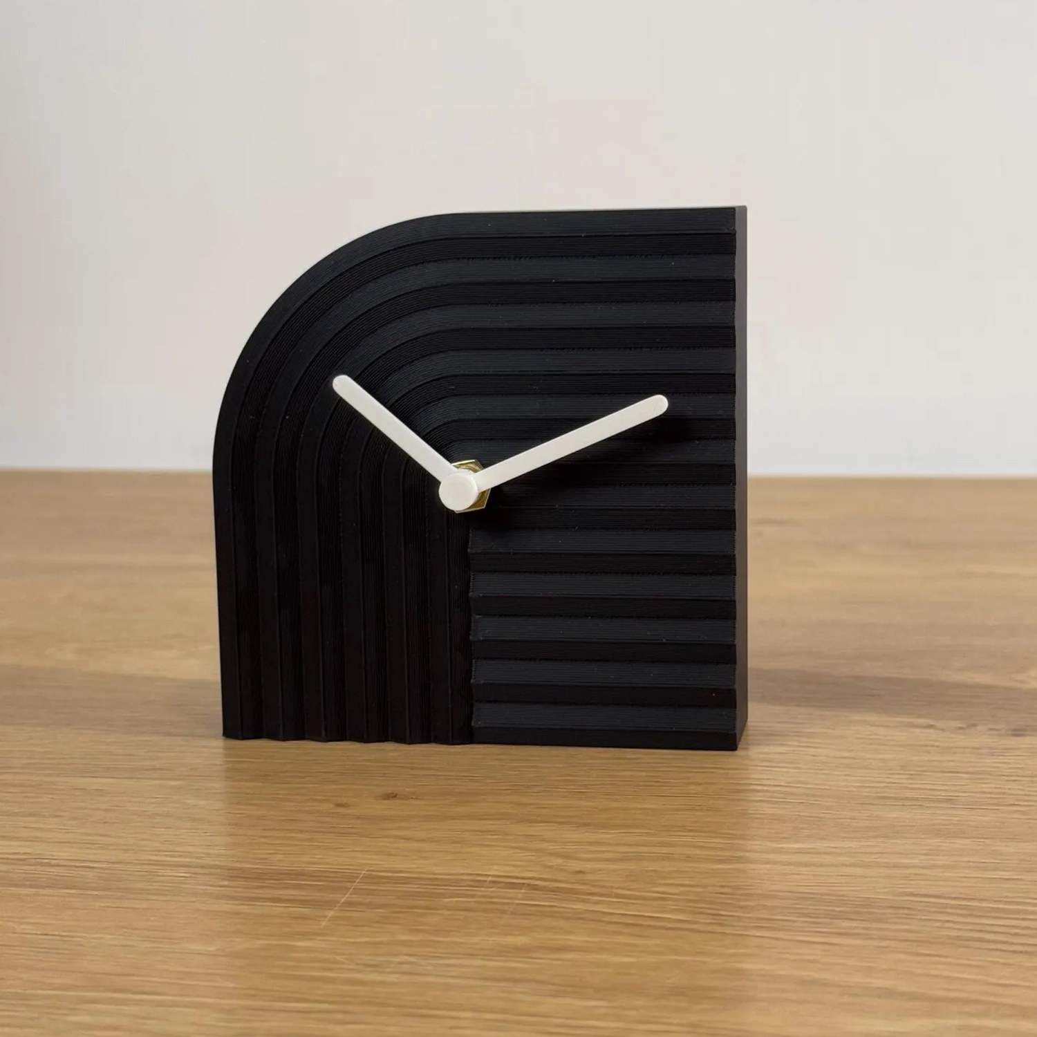 Modern Minimalist Decorative Table Desk Clock