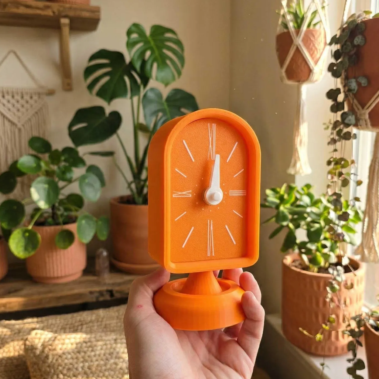 Mid‑Century Space‑Age Retro Pedestal Table Clock