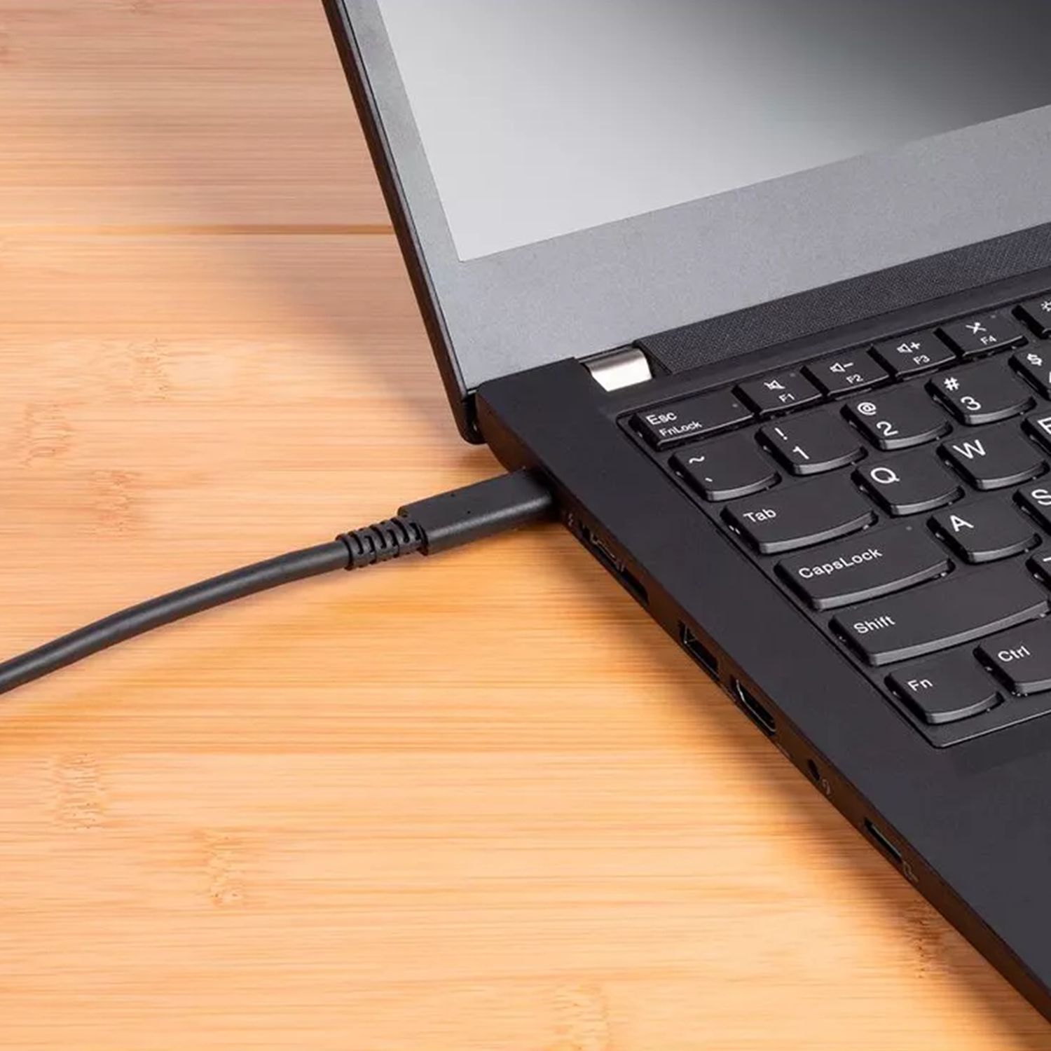 High‑Bandwidth Usb‑C To Usb‑C Data Cable Supporting Rapid Power Delivery And Multi‑Protocol Compatibility