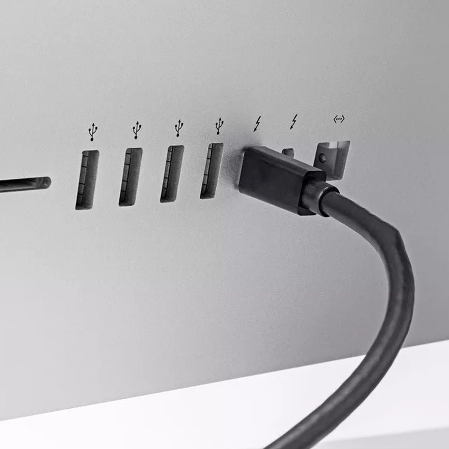 Mini Displayport To Hdmi Video Conversion Cable For Multimedia Projecting And Screen Mirroring